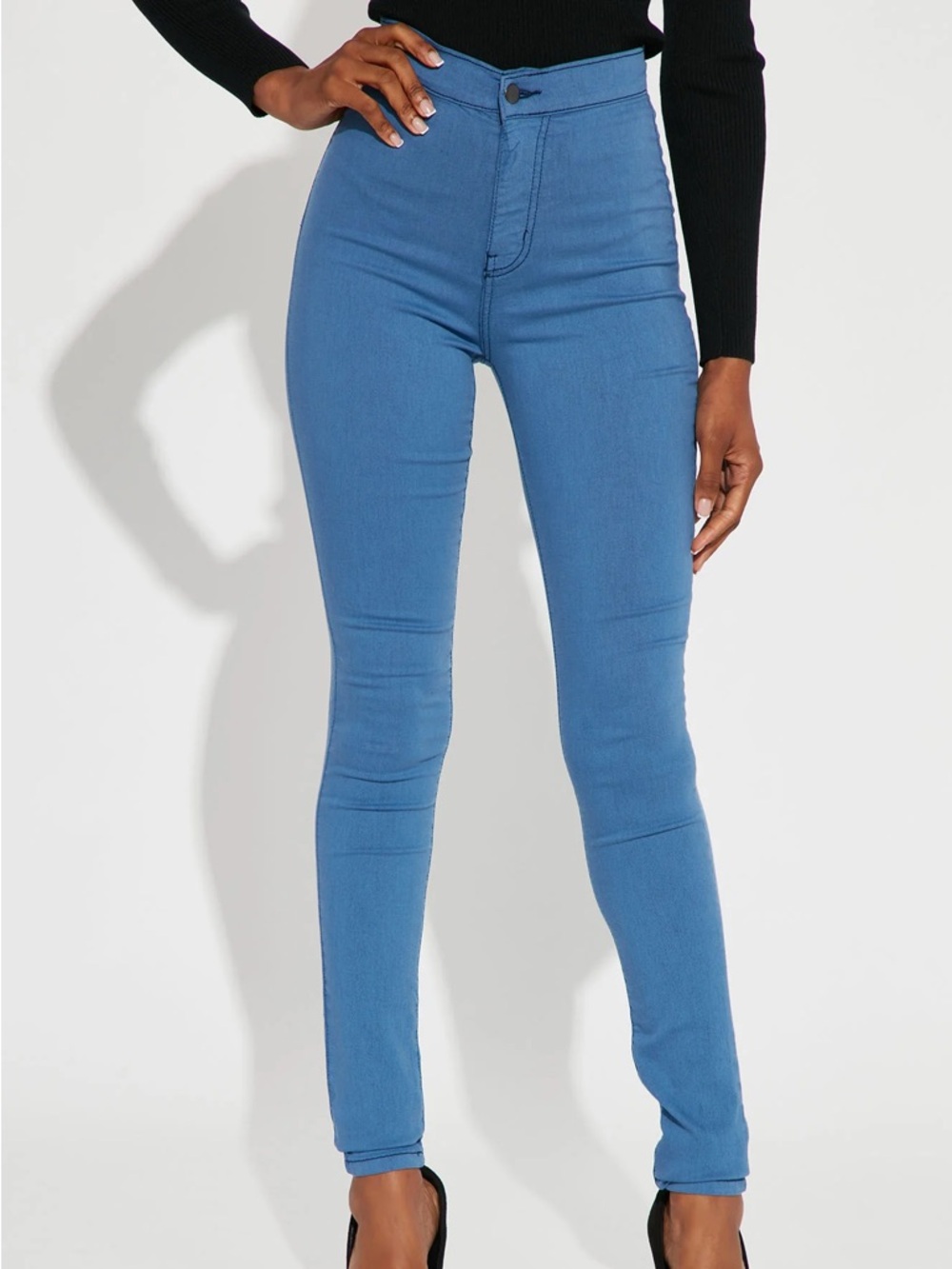 Fashion Nova Tall Mid-Rise Skinny Pants in Blue